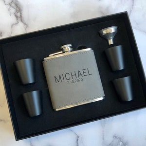 Personalized Leather Flask, Hip Flask, Custom Flask, Groomsmen Proposal, Best Man Proposal, Groomsman Gift, Groomsmen Flask, Black Flask