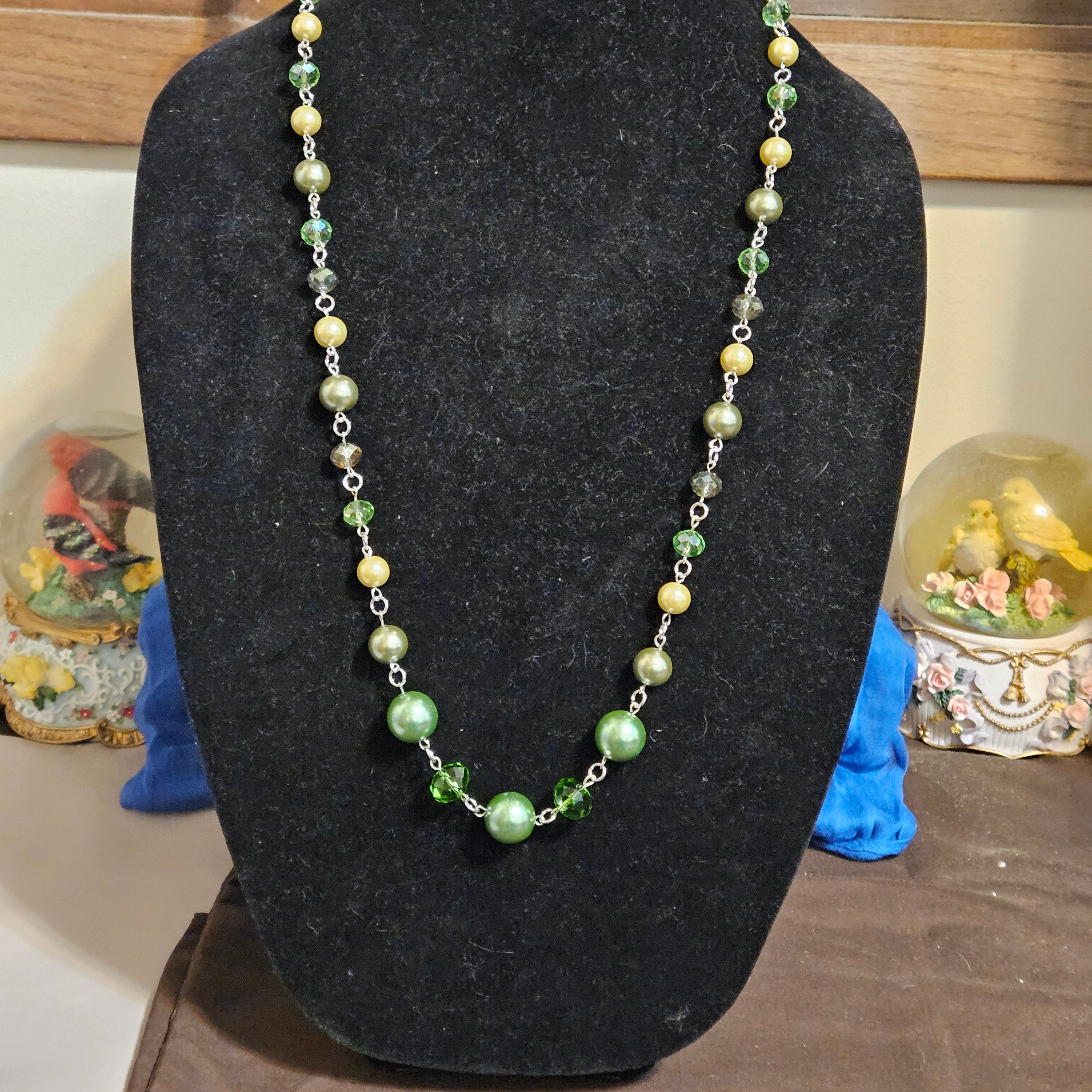 ネックレス・ペンダント Handmade green pearl necklace Handmade Green Pearl Beaded Necklace: 32 Inch Individually Linked