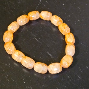 Dyed Orange Quartz & Agate Elastic Bracelet