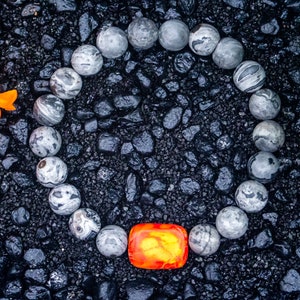 Bracelet de perles pour homme Idée cadeau pour homme Jaspe gris et agate orange carrée Bracelet de pierres précieuses 8 mm image 6