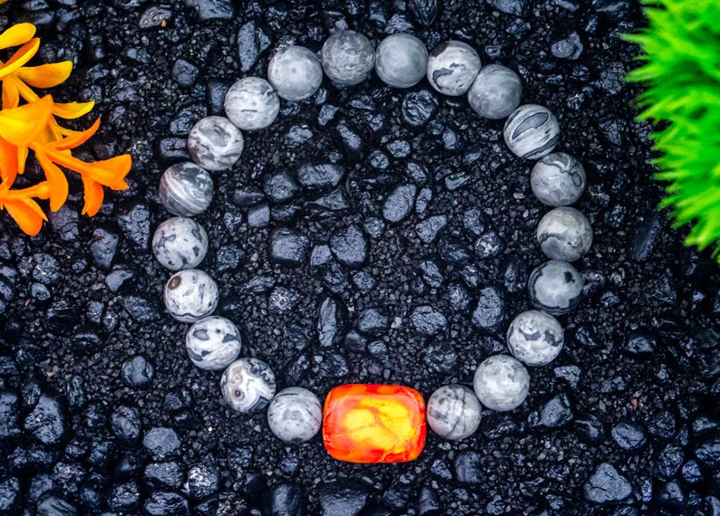 Bracelet de perles pour homme Idée cadeau pour homme Jaspe gris et agate orange carrée Bracelet de pierres précieuses 8 mm image 6