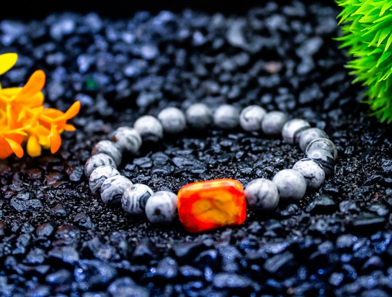 Bracelet de perles pour homme Idée cadeau pour homme Jaspe gris et agate orange carrée Bracelet de pierres précieuses 8 mm image 1