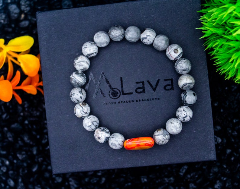 Pulsera de cuentas para hombre Idea de regalo para hombre Jaspe gris y ágata naranja cuadrada Pulsera de piedras preciosas 8 mm imagen 5