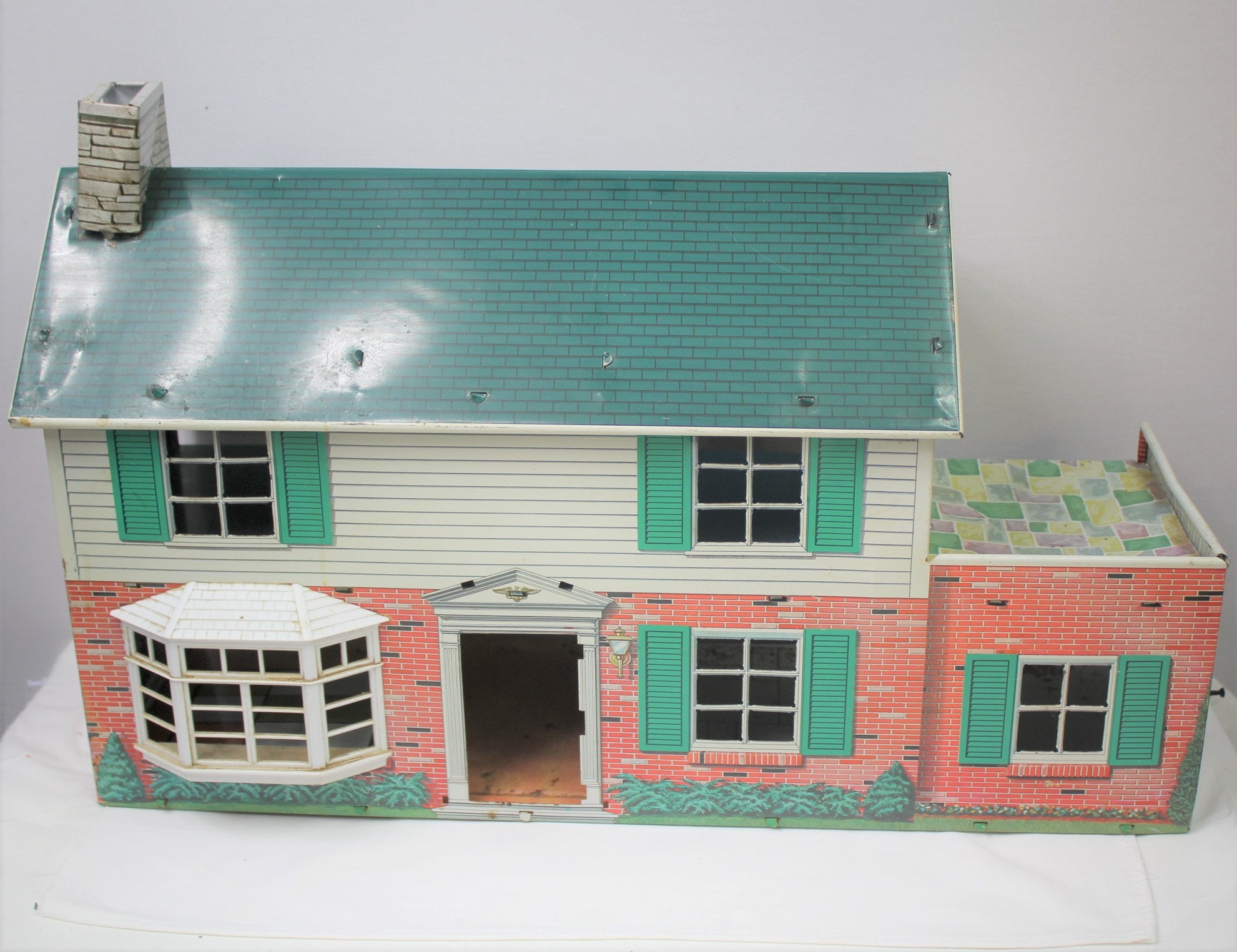 Vintage Keystone Two Story Mansion Doll House Furniture Clean