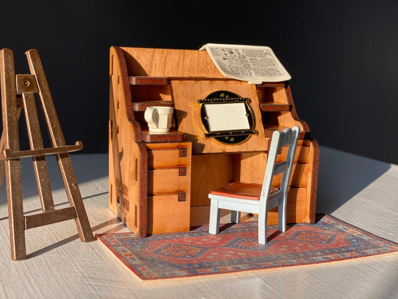 2D Animation Desk Pin Display Miniature Animator Gift - Etsy