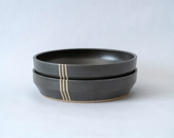 Black Abby Medium Plate