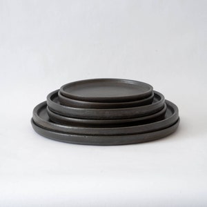 Charcoal Plates, Dinner Plate, Ceramic Dinnerware, Ceramic Plates, Handmade Wedding Gift, Minimalist Tableware, Kitchen Gift