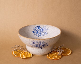 Vintage Collection Medium Bowl, handmade ceramic bowls, unique gift ideas, vintage inspired design, perfect dinnerware set for kitchen
