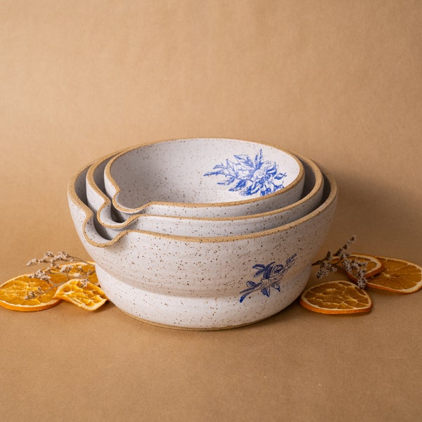 Vintage Collection - Nesting Bowls