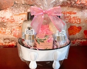 Luxury Bath Time Spa Gift Basket / Relaxation Gift Basket / Bath and Body Gift Basket