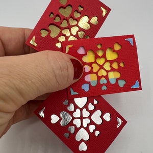Mini card / tiny card and envelope heart burst design. Birthday Card, Gift tag, congratulations card, valentines card. 5cm(2in)x3.7cm(1.5in)