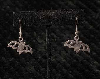 adorables boucles d'oreilles pendantes bébé chauve-souris