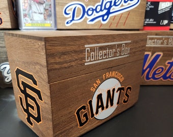 Baseball Card Collector's Box with optional dividers and Team Cards