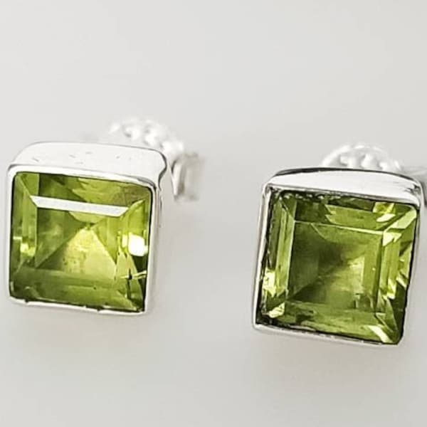 Green PERIDOT Gemstones Solid 925 Sterling SILVER Minimalist Square Stud Earrings