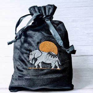 Smell Velvet Pouch, Luxurious Velvet Embroidered Bag, Oracle Bag, Tarot Card Bag, Jewelry Drawstring Bag, divination tools embroidered pouch