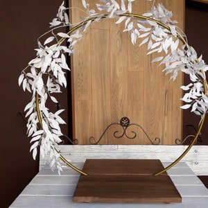 Wooden Cake Stand+Metal Hoop \ Wedding Cake Stand \ Wooden Cake Stand/ Wedding