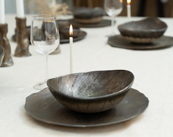 Juego de vajilla rústica de gres hecha a mano, plato de cerámica dorado y negro