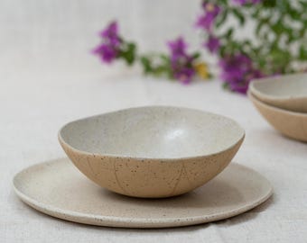 Set di stoviglie in ceramica fatte a mano – Piatto e ciotola rustici Japandi