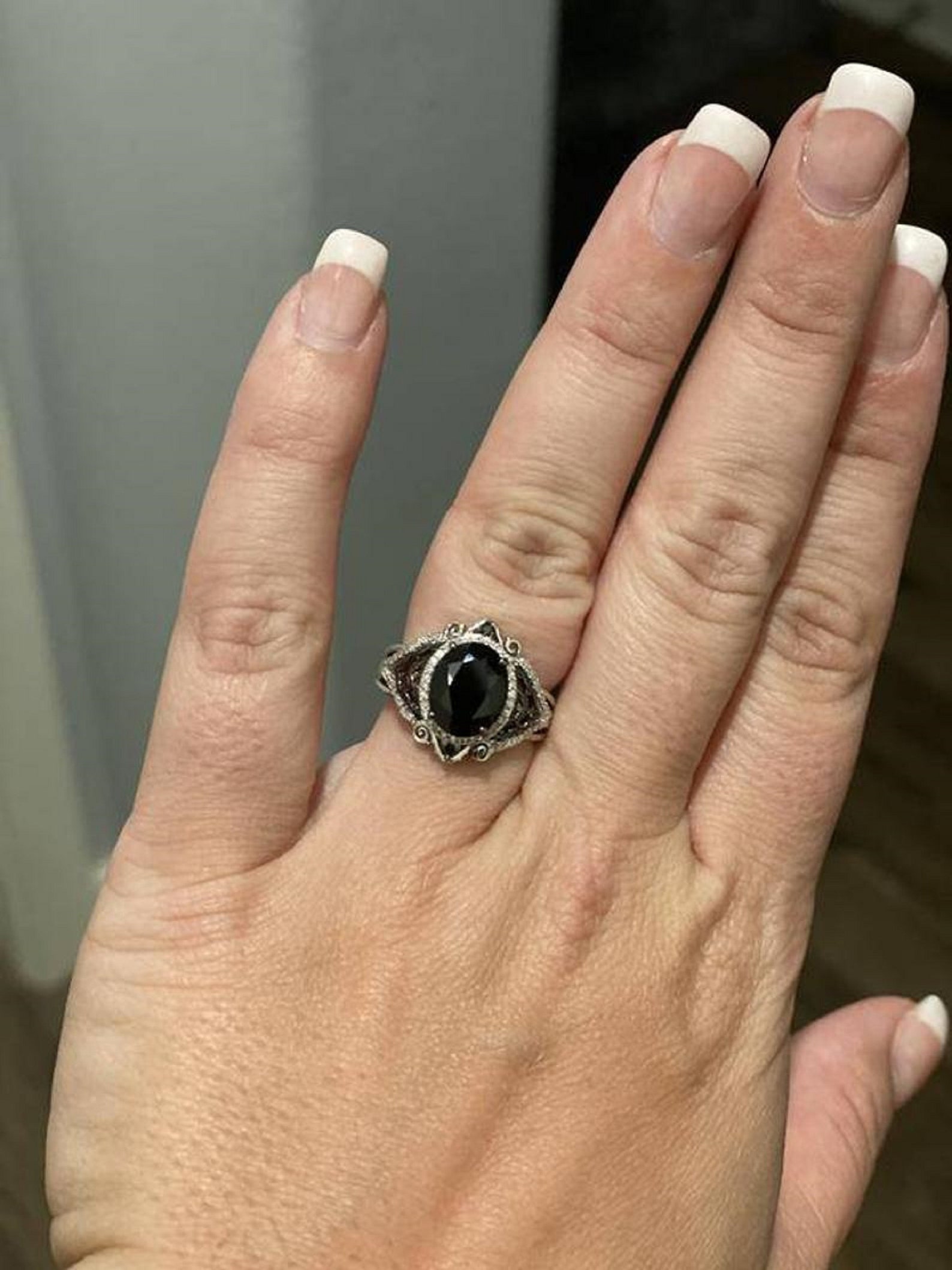 Disney Treasures Nightmare Before Christmas Black Onyx Ring 108 Mm Oval 