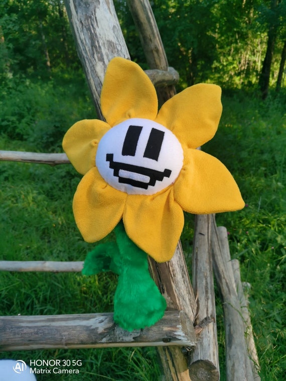 DIY GIANT Undertale Flowey Plushie with Interchangeable Face