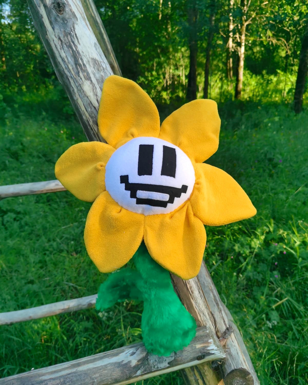 DIY GIANT Undertale Flowey Plushie with Interchangeable Face