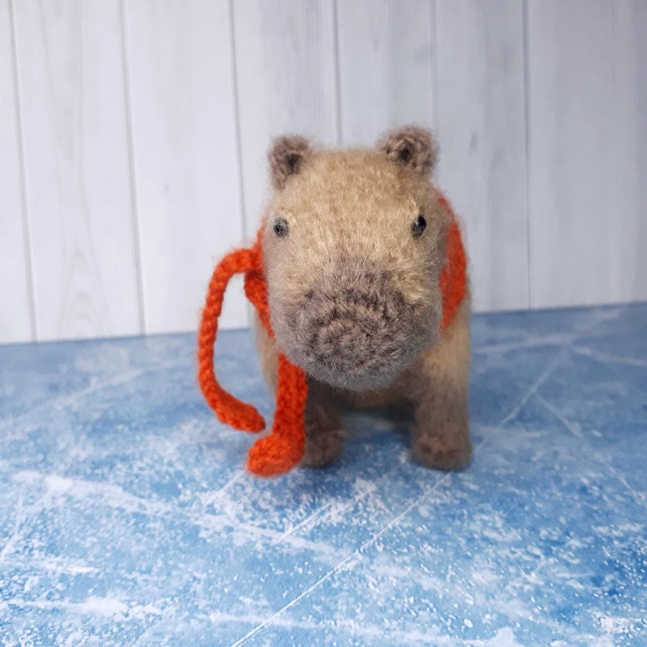 Crochet Capybara Plüschtier mit Schal, weiches Plüschtier, Tierplüschtier,  Häkelbeanie -  Österreich