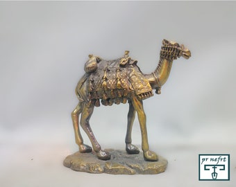 Egyptian camel, camel pyramids of Giza.  copper metal Made in Egypt. 5×4.5 inches