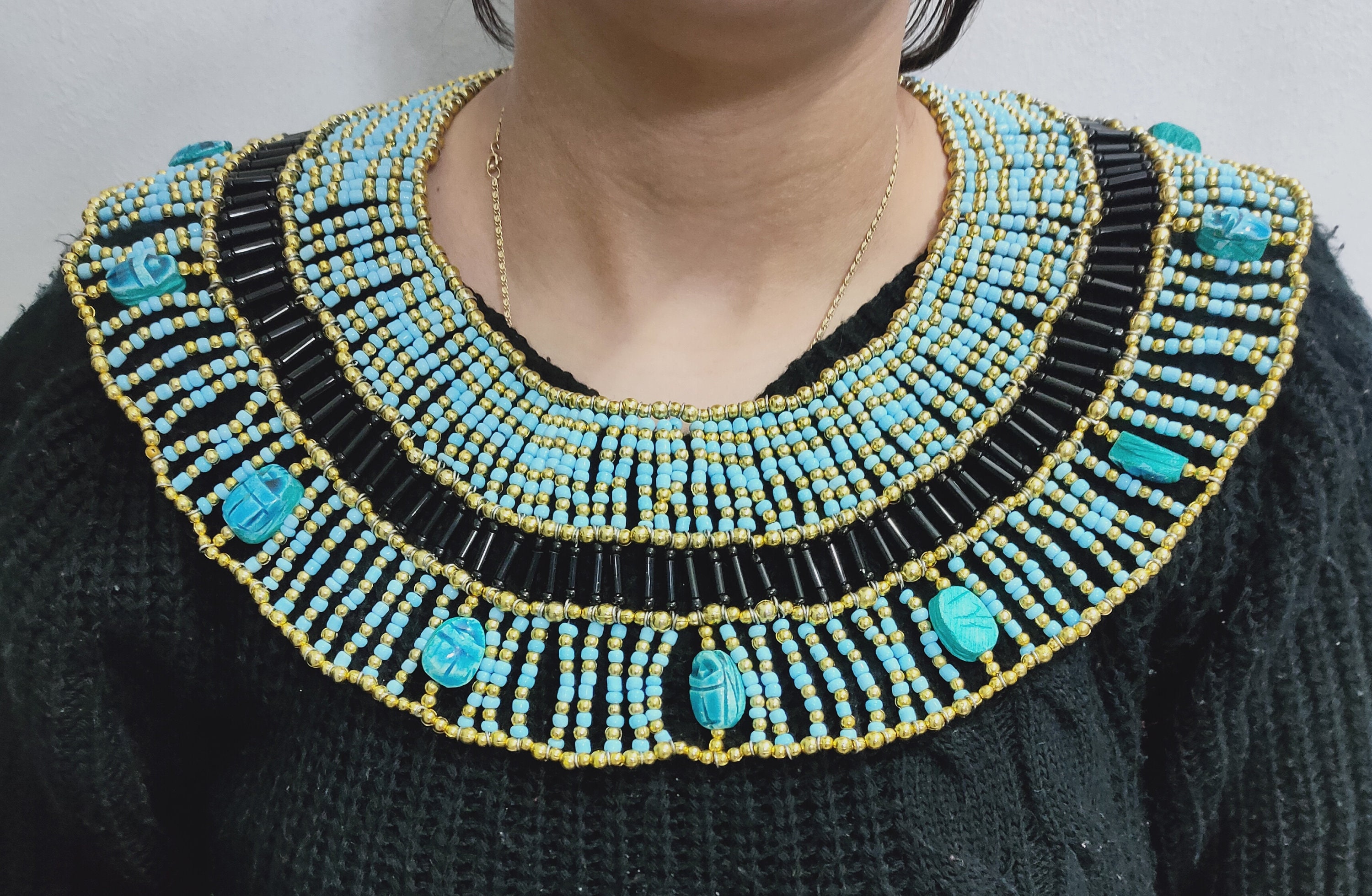 ケニア製 ワイヤーアート✨️ビーズネックレス TIME❣️SALEケニア製 ❇ワイヤーアート✨️ビーズネックレス - メルカリ