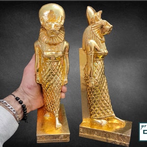Statue of the goddess Sekhmet, 24k gold leaf, distinctive for your powerful and active altar. Made in Egypt