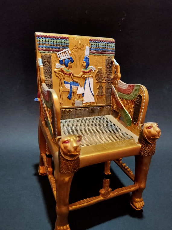 ツタンカーメン　玉座　アヌビス神 ツタンカーメン 玉座 アヌビス神 ツタンカーメン 玉座 アヌビス神