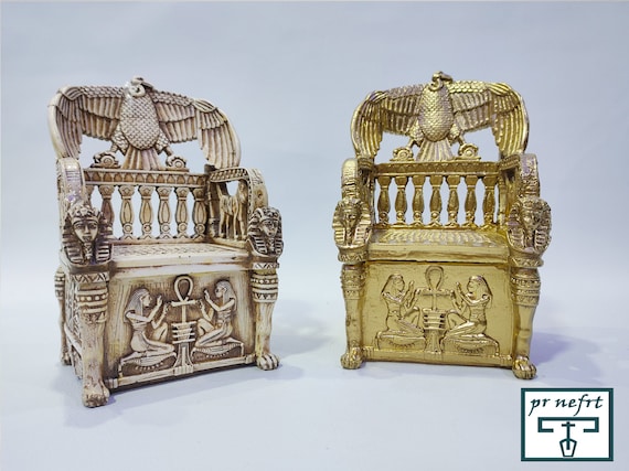 エジプトファラオの金属製装飾品 Amazon.co.jp: 古代エジプトエジプトのファラオの置物風水装飾