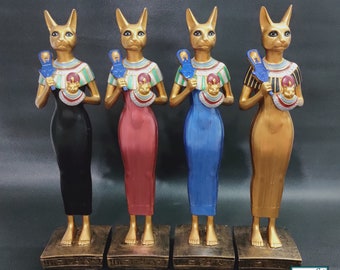 Una estatua única de la diosa Bastet, disponible en 4 colores, hecha a mano en Egipto