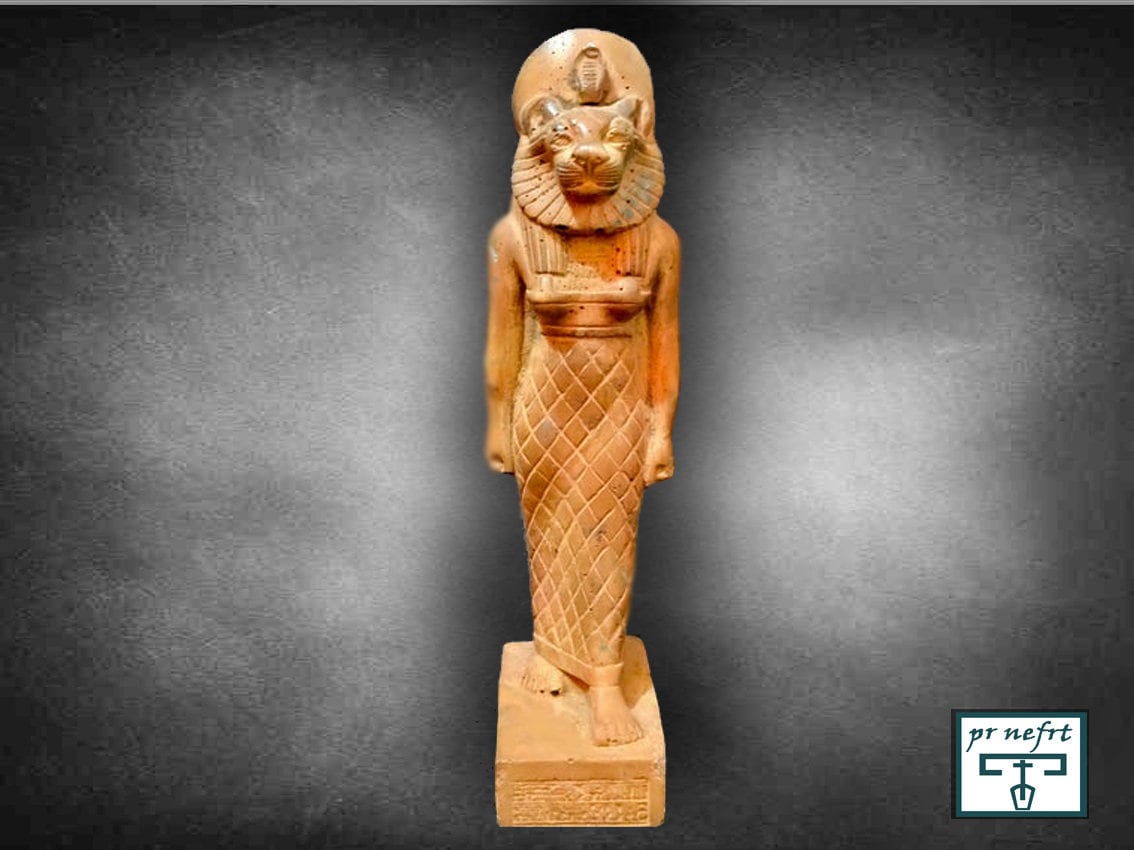 Sekhmet Statue Sachmis Ancient Egyptian Goddess Hunter Figurine Bronzelike 