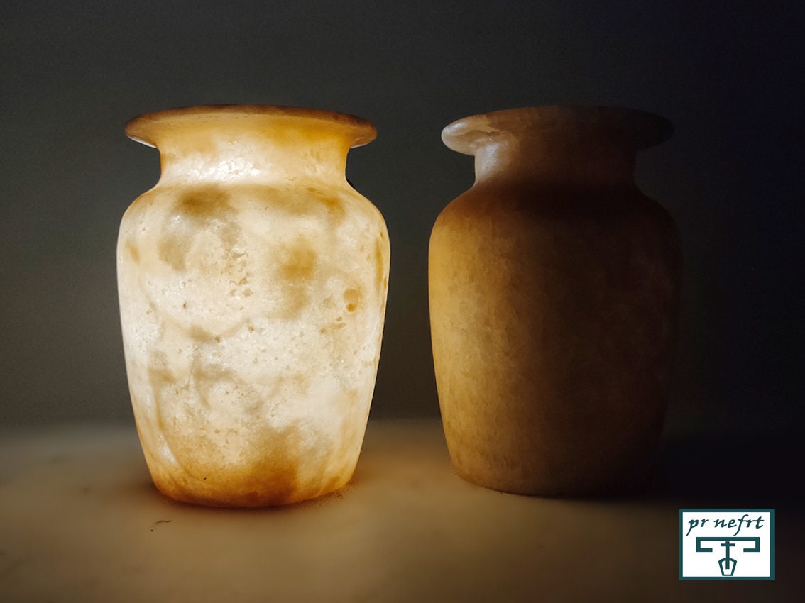 アラバスターの花瓶、エジプトのアラバスターキャンドルホルダー、アラ