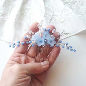 Dusty blue flower hair comb Blue floral hair piece