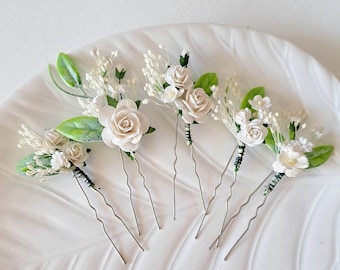 White flower hair pins Set dried floral hair pins Wedding flower hair piece Baby's breath hair clip