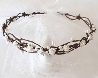 White wedding flower crown Bridal headpiece White floral crown