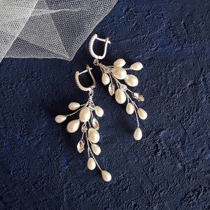 Ivory pearl vine earrings Long bridal earrings dangle image 2