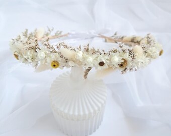 Dried flower chamomile wedding crown Meadow flower headpiece White dried flowers bridal crown Boho dried flowers  hair wreath halo