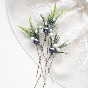 Tropical wedding hair piece Pearl hair pins bridal Beach wedding hair