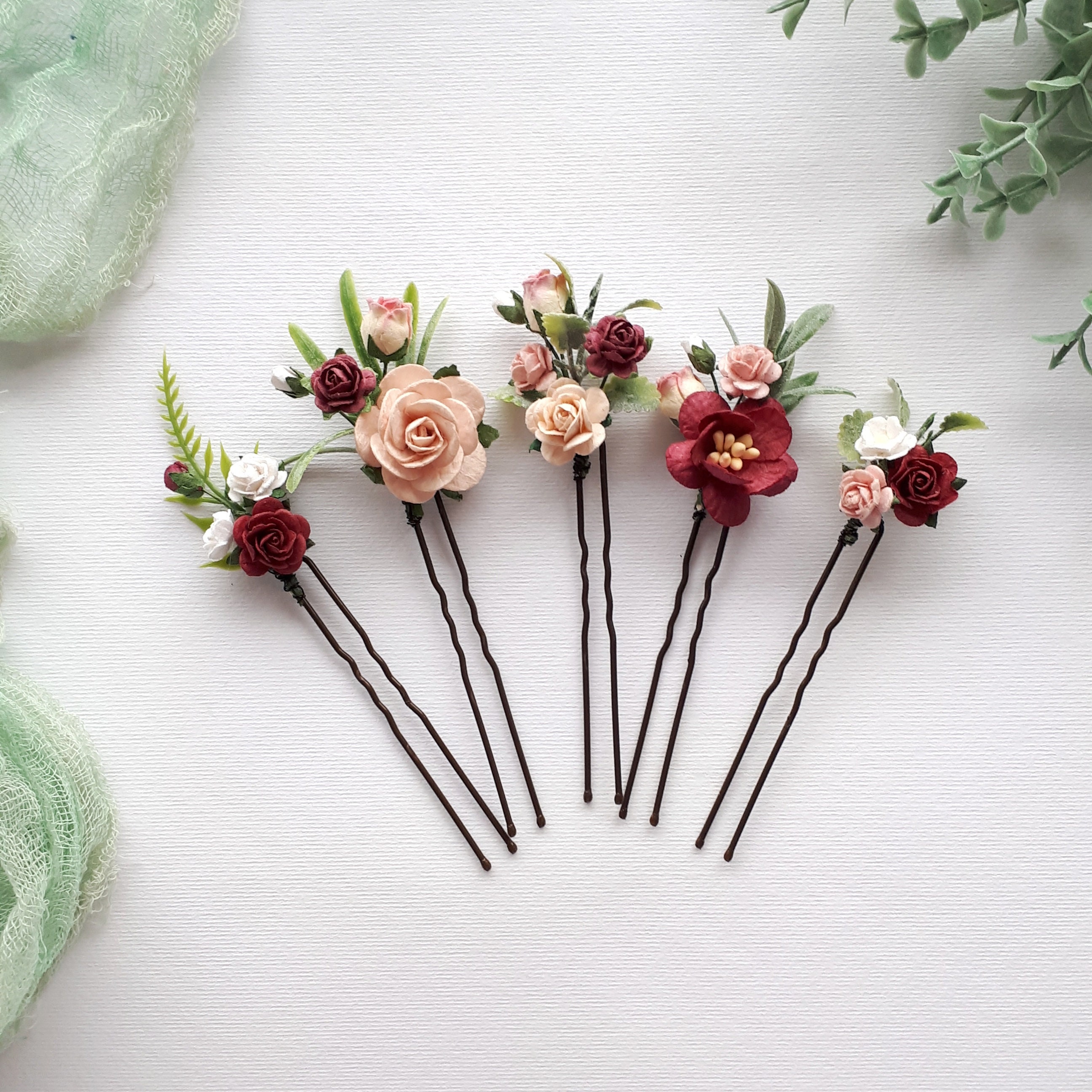 Burgundy Bridal Hair Piece Set Burgundy and White Flowers  display picture 3