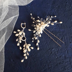 Ivory pearl vine earrings Long bridal earrings dangle image 6