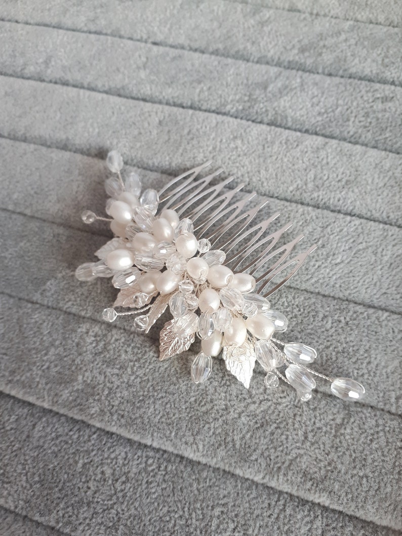 Silver leaf wedding hair comb Pearl hair piece bride image 2