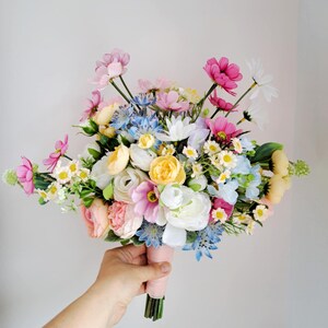 Wildflowers bouquet Summer wedding bouquet Meadow flower bridal bouquet Colorful wedding bouquet Pink yellow blue white flowers bouquet