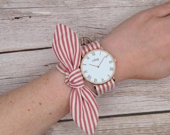 Montre Élégante Bracelet Rayures Roses et Blanches | Montre Foulard | Montre Ruban | Montre Bracelet Tissu | Montre avec Bracelet en Coton
