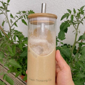 Glass smoothie cup, bamboo lid + stainless steel straw, reusable coffee cup