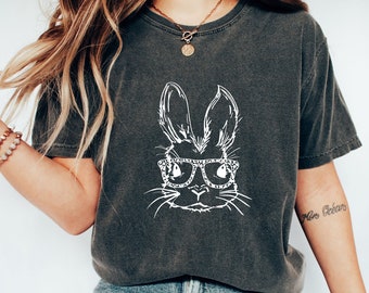 Rabbit Shirt, Bunny Shirt, Easter Shirt, Cute Bunny T-shirt, Easter Bunny Shirt, Rabbit Lover Gift Tee,  Nature Lover, Cute Rabbit Shirt
