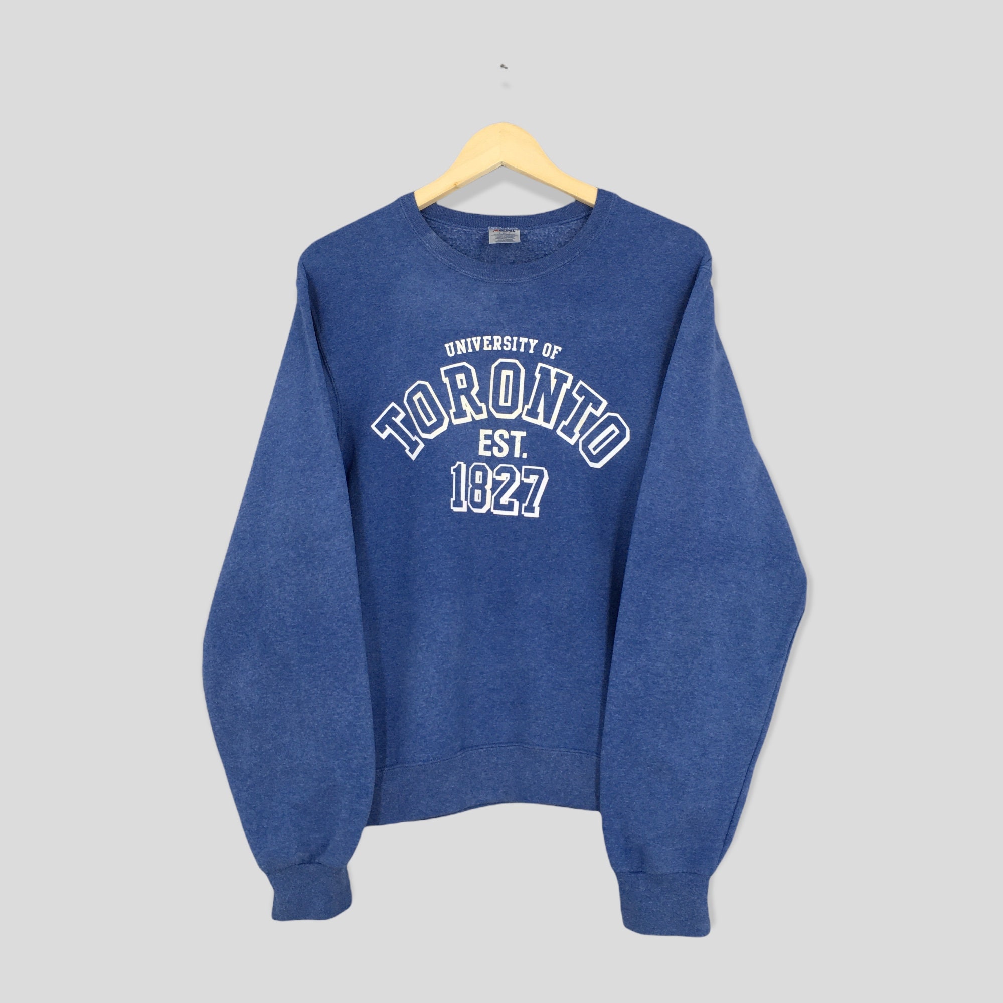 vintage uoft sweater