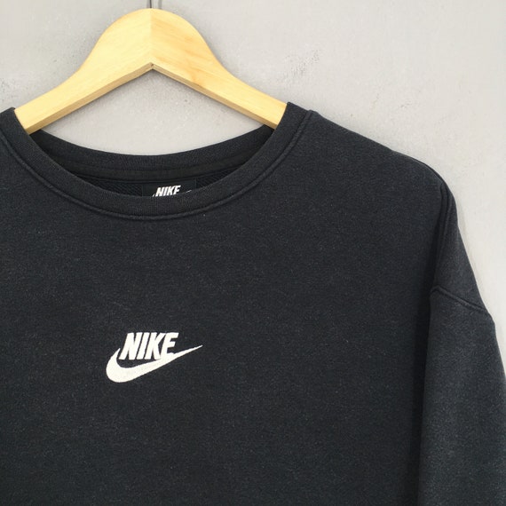 Black nike tick jumper 2025