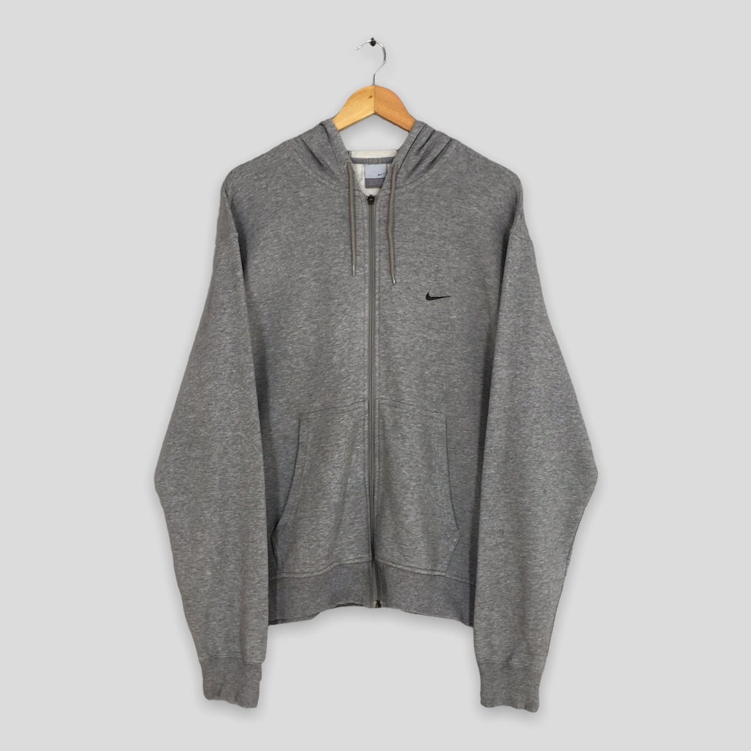 Light grey nike jumper 2025